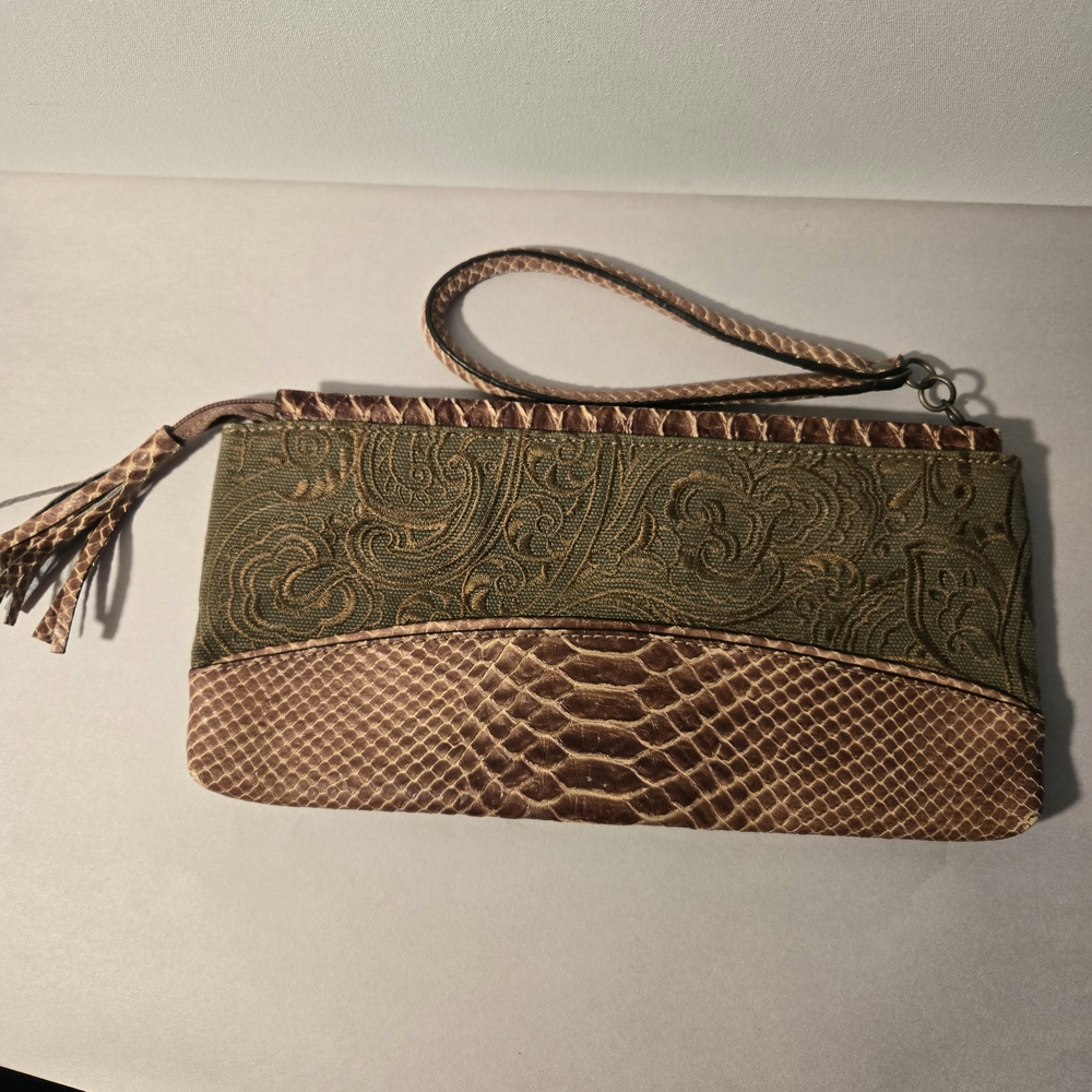 Hype Brown and Green Textured Leather Vintage Clutch